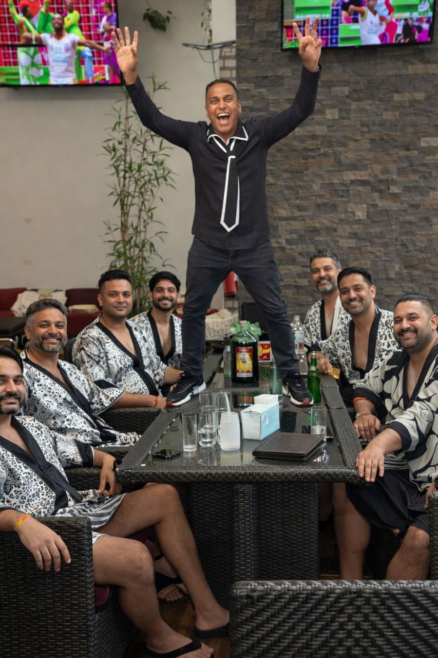 Atlas clients celebrating during a Lima group weekend